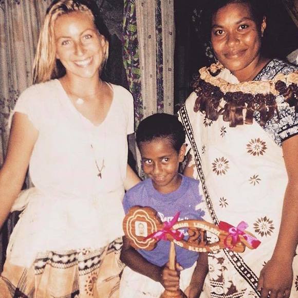 Meet your Posher, Kendall - Picture 1 of 1